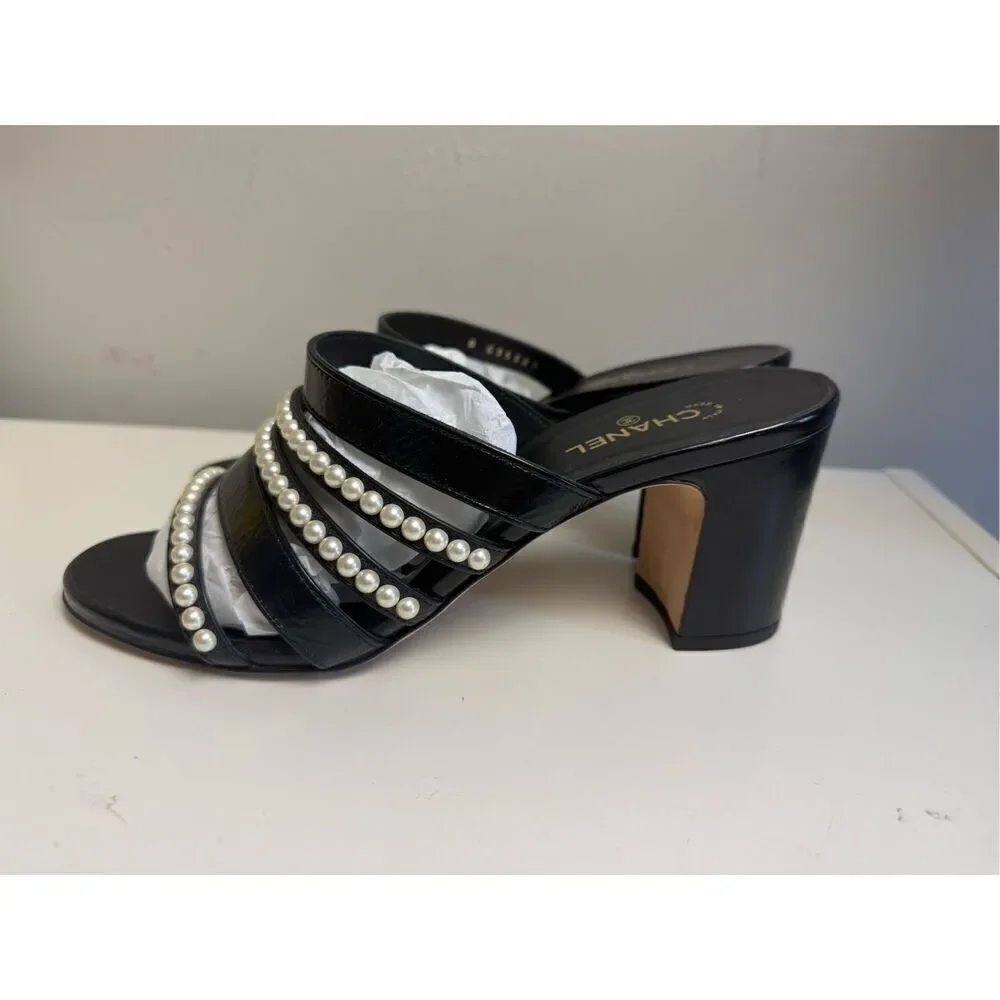 Chanel white pearl strappy block heel sandals 38.5